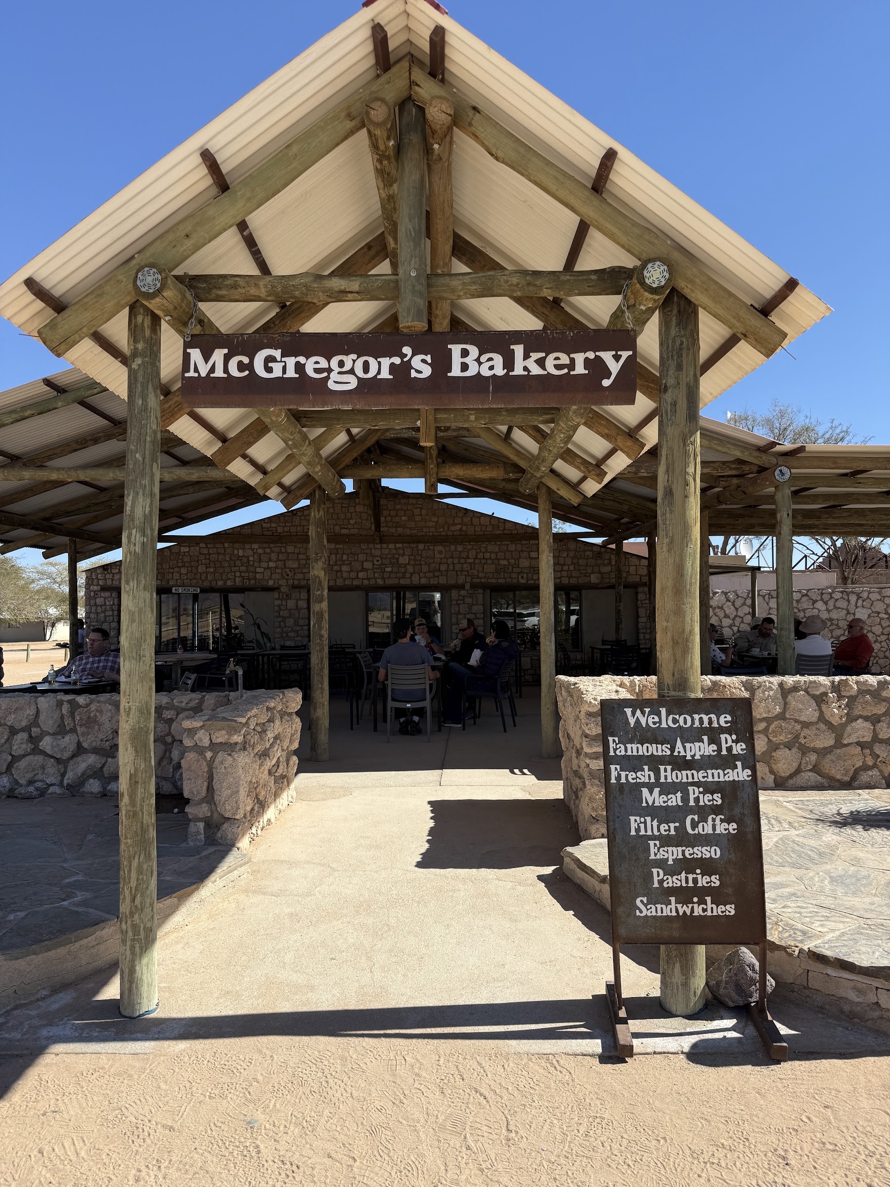 McGregor's Bakery in Solitaire, einsamer Kultstopp in der Wüste