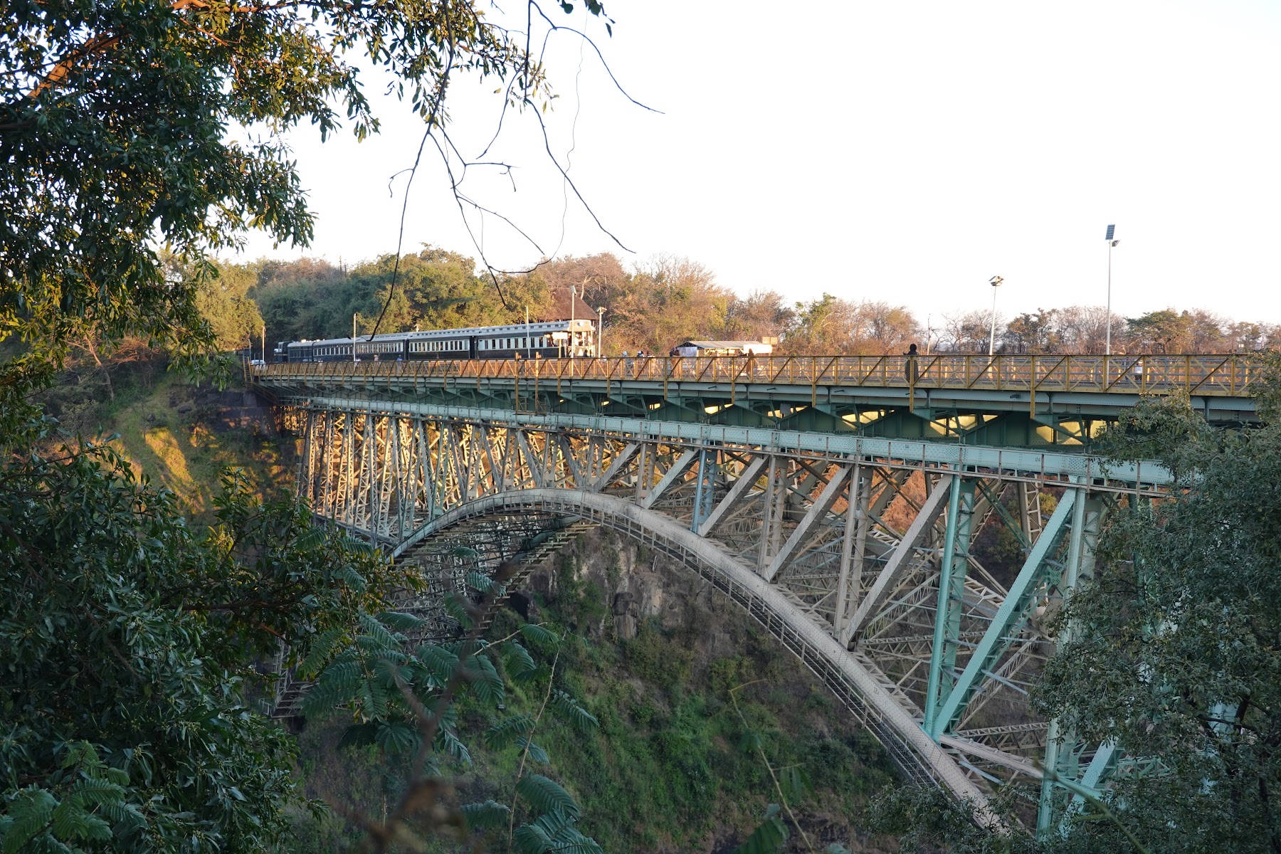 Victoria Falls Bridge über der Sambesi-Schlucht